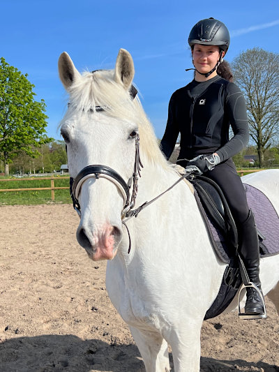 Elisabeth mit Percy